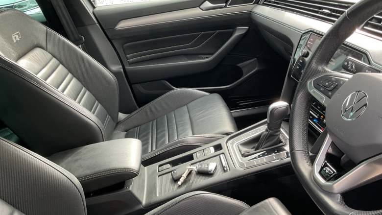 Volkswagen Passat 1.5 TSI EVO R-Line 5dr DSG Petrol Estate